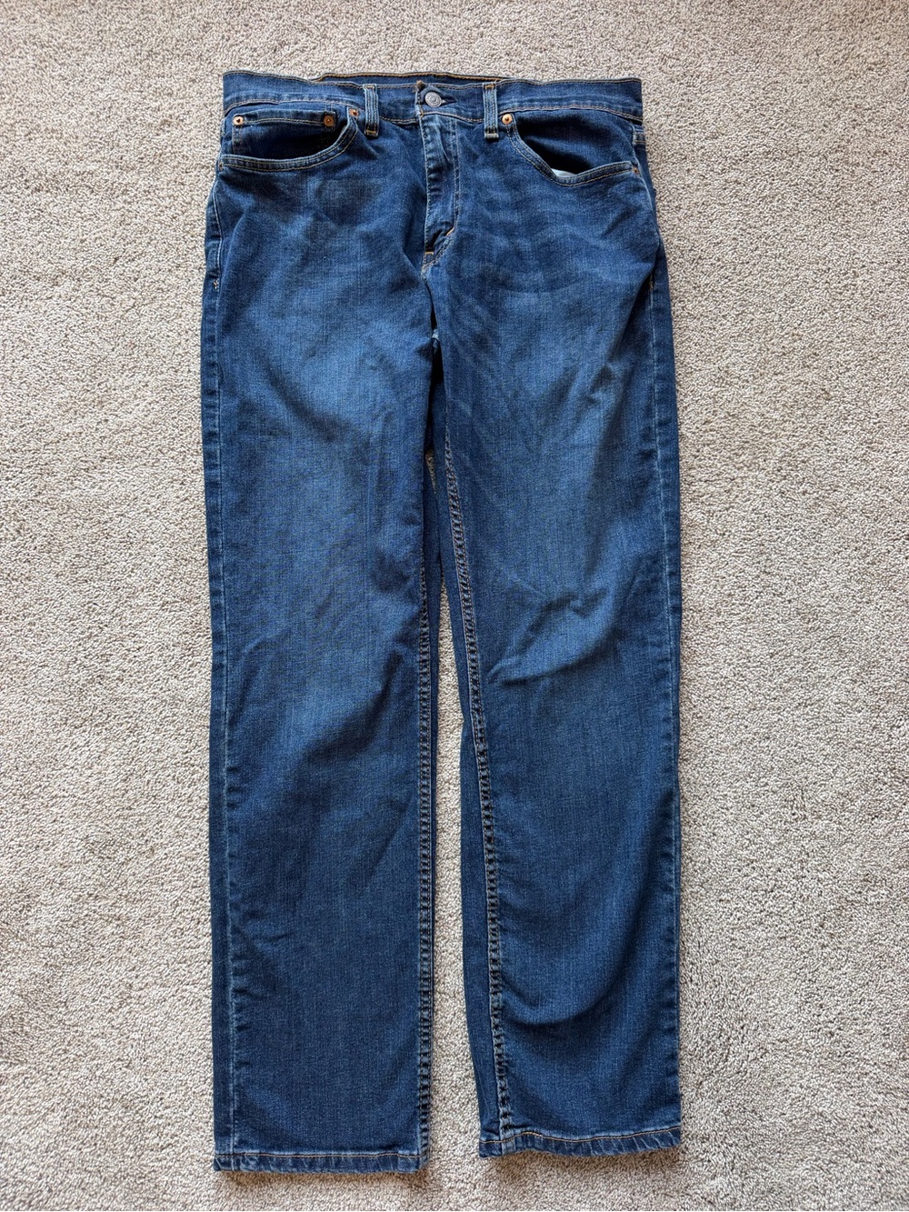 Men’s Levi’s Classic Dark Blue Jeans- Size 33 x 32